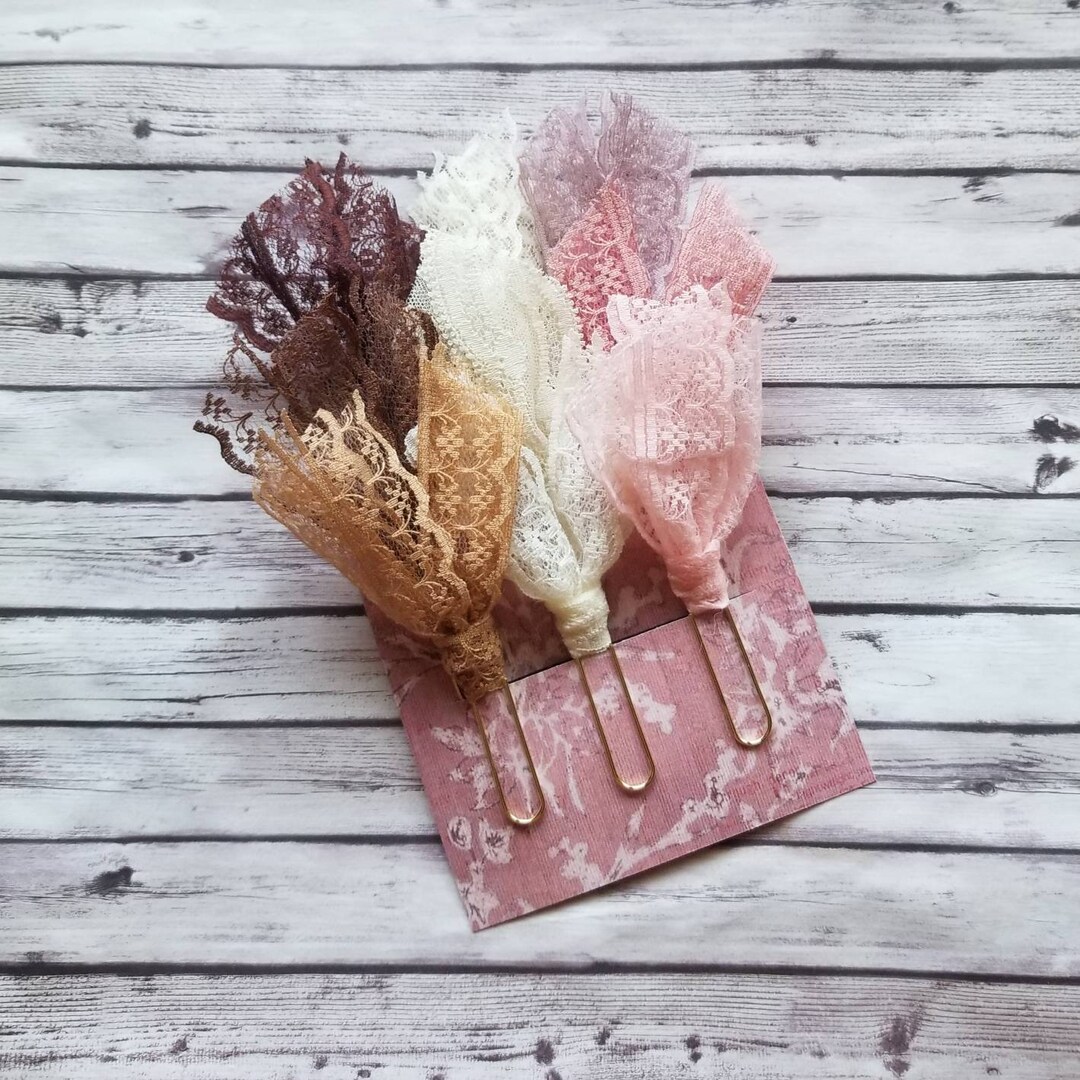 Set of 9 Vintage Lace Catalogdex Paperclips Etsy