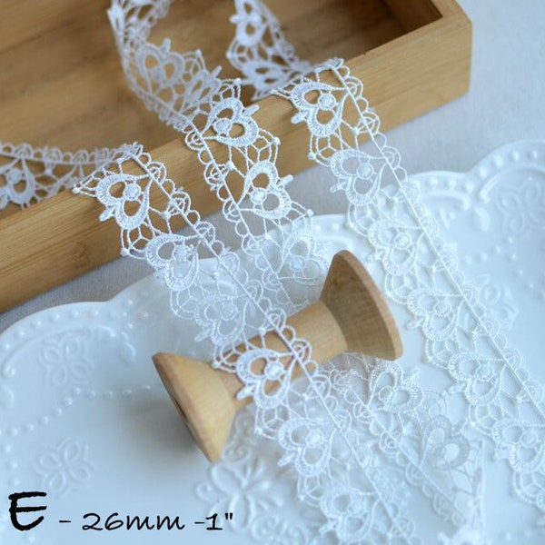 White Guipure Lace Trim by the yard, Junk Journal, Scrapbooking