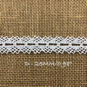 Flower Lace, Embroidery Trim, Natural Cotton Trim by the yard, Junk Journal, Scrapbooking