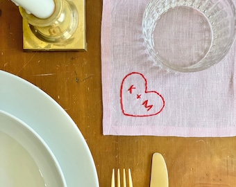 Stoffserviette bestickt mit Spitze, Hochzeitsgeschenk
