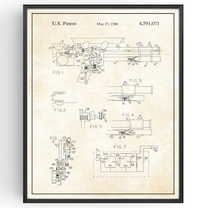 Könnte beinhalten: Eine Schwarzweiß-Linienzeichnung eines Patents für eine Spielzeugpistole. Die Patentnummer lautet 4.591.071 und das Datum ist der 27. Mai 1986. Die Zeichnung zeigt verschiedene Ansichten der Pistole, darunter eine Seitenansicht, eine Draufsicht und einen Querschnitt.