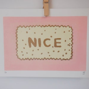 素敵なビスケットのリノカット版画：手作りのフードアート（A5）