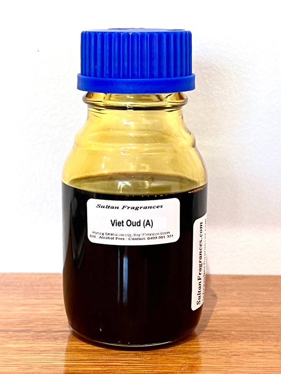 Huile D'Oud Pure 100% Bois D'agar Vietnam - 6 Ml (1/2 Tola) - Grade A+ - Livraison Express