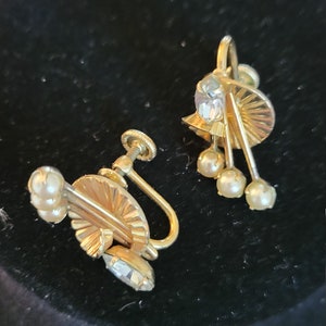Vintage JMS Signed V20 12k Gold Filled & Faux Pearl Screw