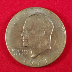 1971 Eisenhower One Dollar - Philadelphia Mint