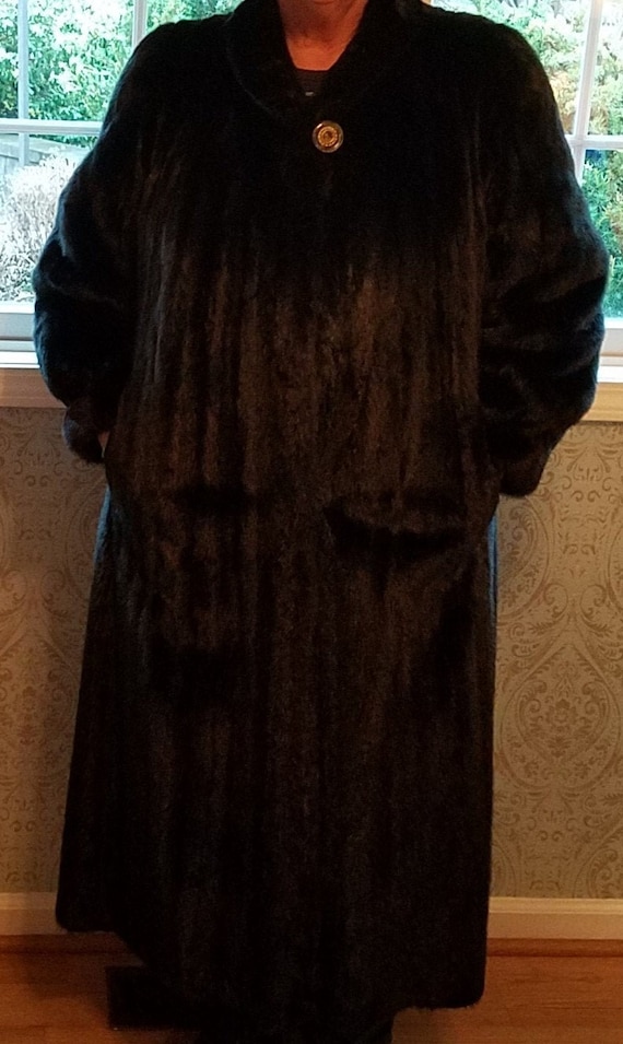 Natural Full Length Female Ranch Mink Coat