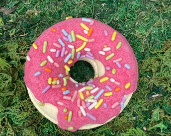 Oatmeal, Milk, & Honey Scented, Donut Shaped Bath Bomb With Sprinkles - Handmade