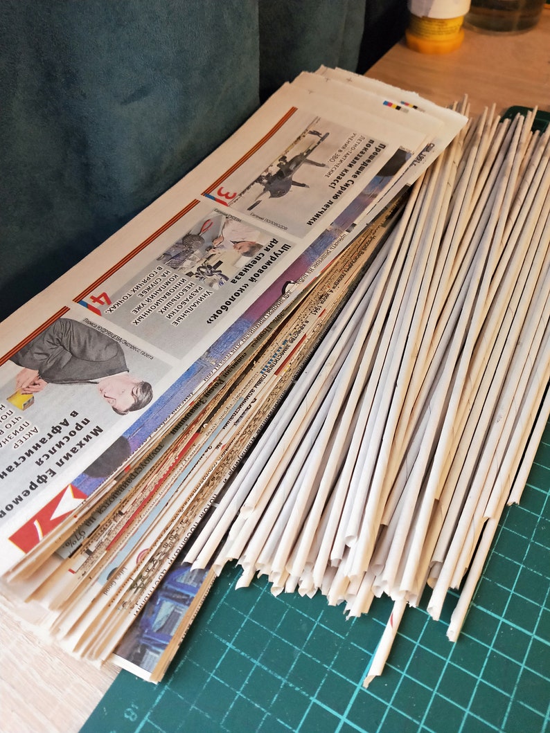 Recycled newspaper tubes for basket weaving or crafts. A set Etsy