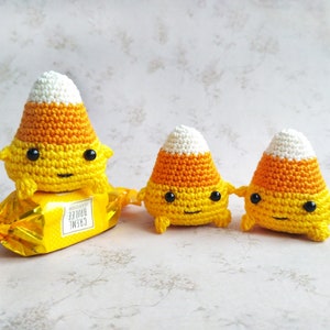 Candy Corn Halloween Crochet Pattern - Cute Halloween Amigurumi Desk ...