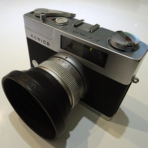 Boitier argentique à telemetre Konica EE Matic S