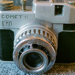Bencini Comet 127 format film camera