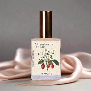 Strawberry au lait Perfume - Fresh Strawberry, Sugar, Fresh Cream, Vanilla Extract- Gourmand Fragrance