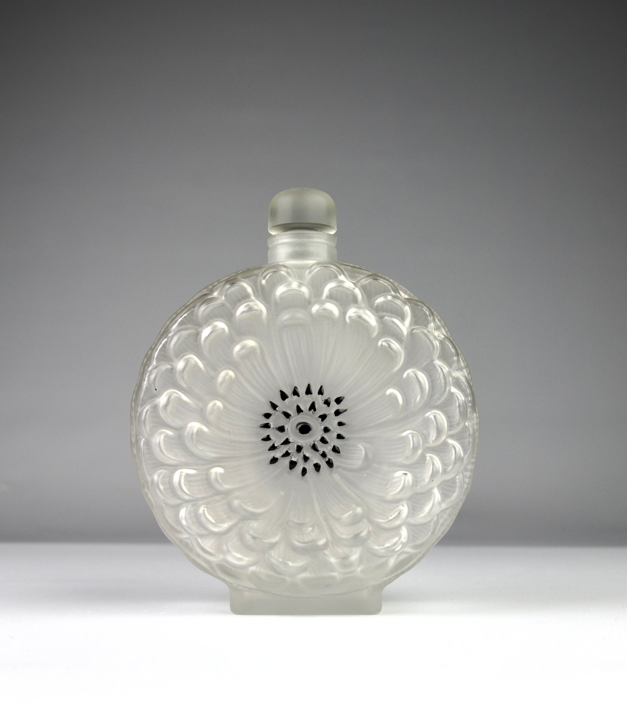 ルネ・ラリック、大きな「ダリア」香水瓶、フランス、1930年代 - Etsy 日本
