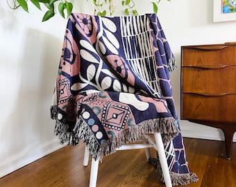 Boho Woven Tapestry, Eclectic Throw Blanket, Valentines Gift For Girlfriend, Boho Aesthetic Decor, Room Decor For Teens, Abstract Tapestry