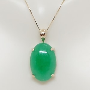 GREEN Jade Oval 14k Yellow Gold Pendant. 18 &quot; 14k Yellow Gold Box Chain Oval Green Jade Necklace. 23x11mm Green Jade Oval Pendant LOVER.