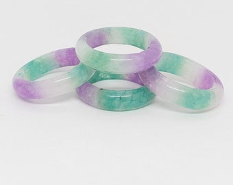 Anillo de banda de jade lavanda y verde - Anillo de piedras preciosas