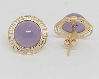 Lavender Jade Stud Earrings: 14K Yellow Gold, 15x15mm