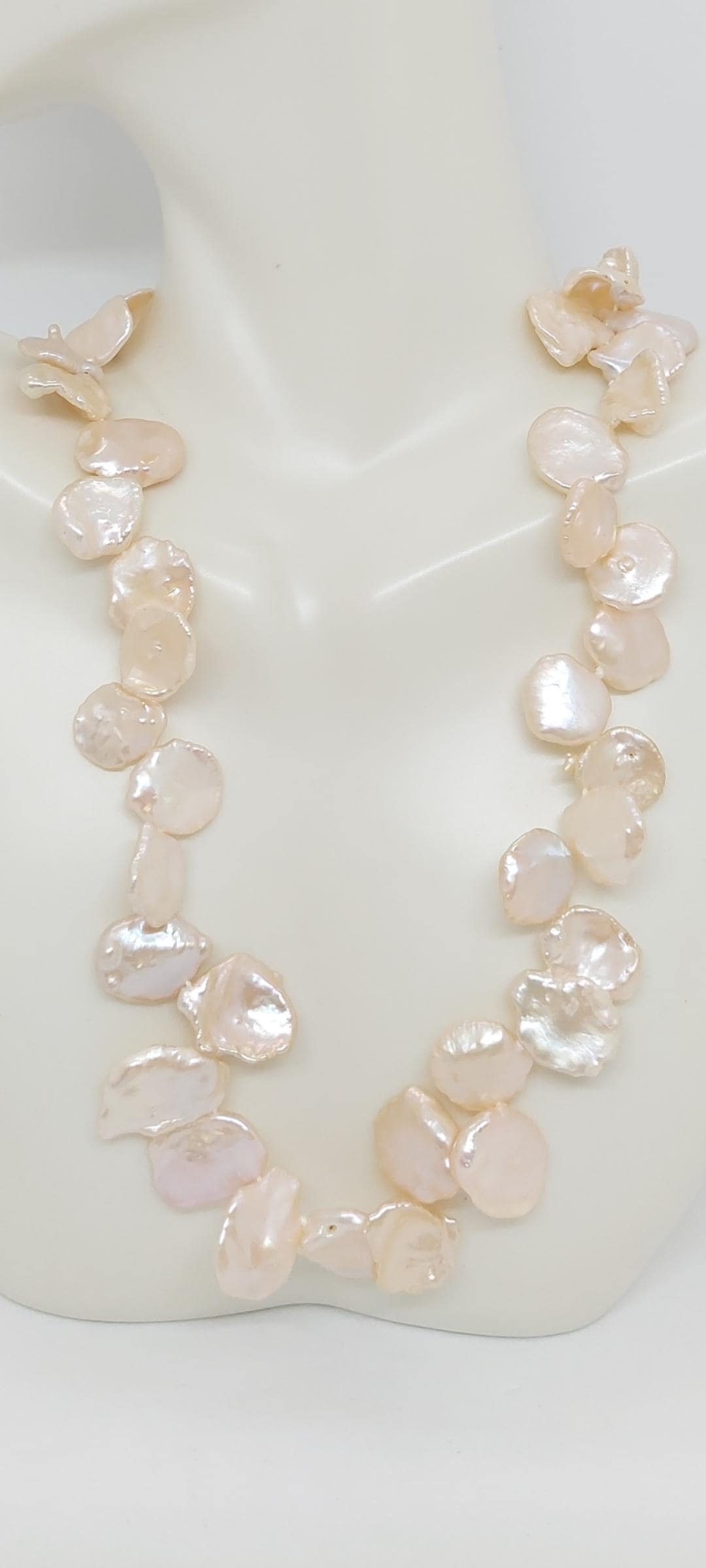 Cornflake Natural Color Pearl Necklace 15-16mm. Keshi