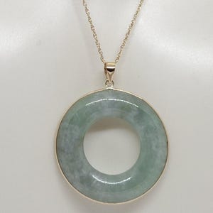 14K Yellow Gold Green Jade Donut Pendant Necklace - 18&quot; Rope Chain
