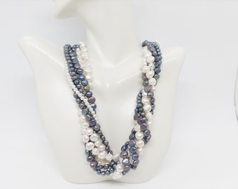 Collar de perlas de agua dulce blancas y negras: cierre de oro de 14 k, 6 hilos