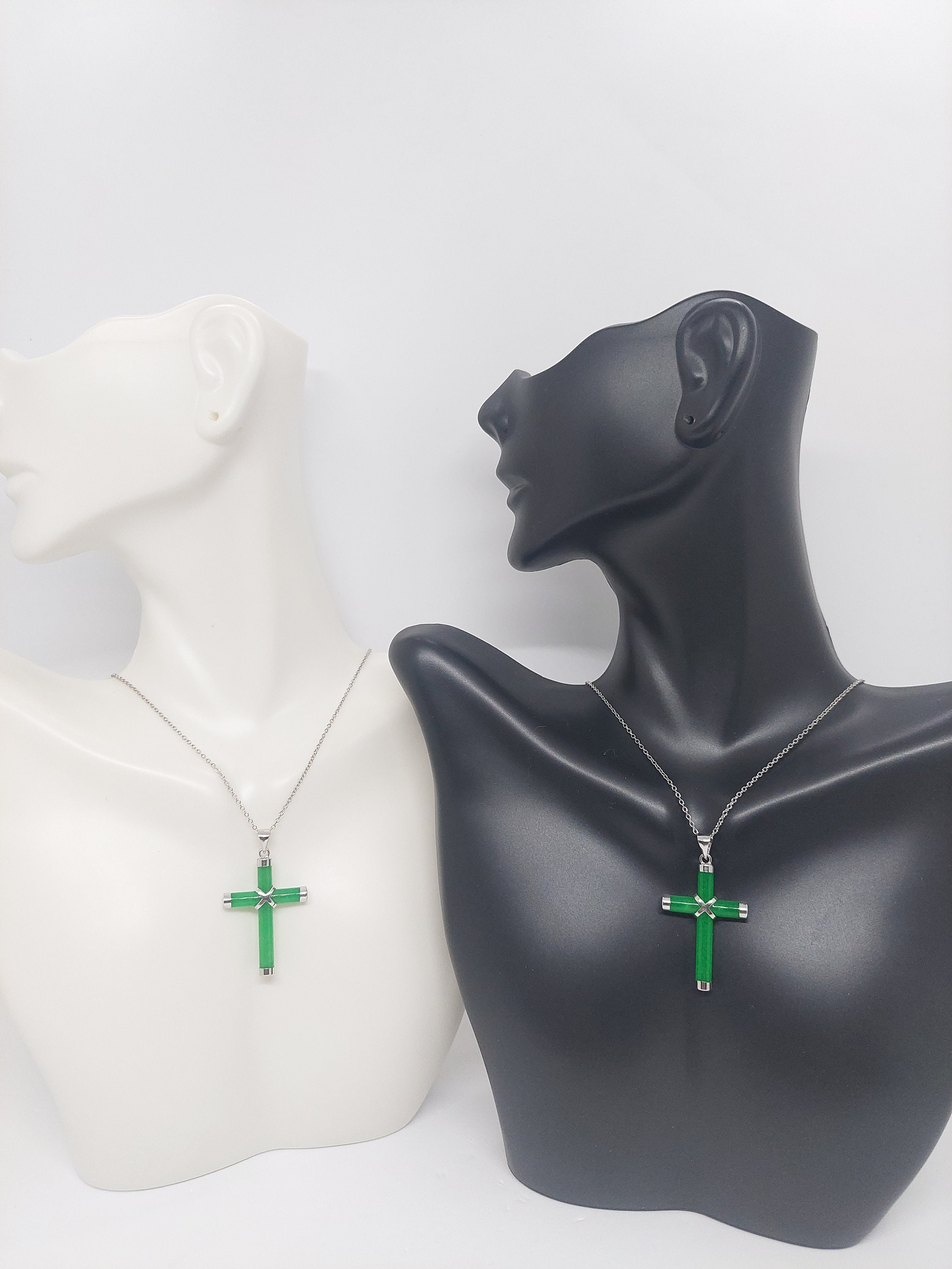 Collana Croce Di Giada - Italia