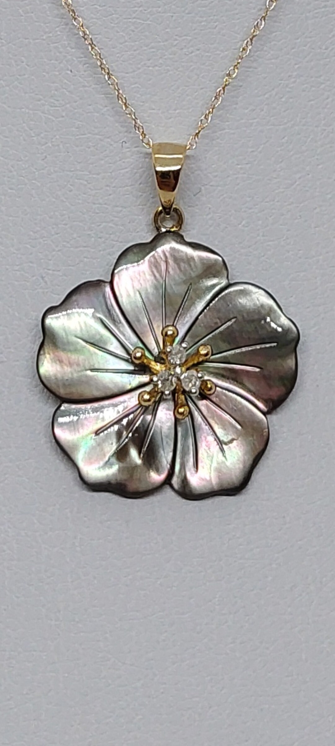 14Kゴールド ブラック マザーオブパール フラワー ペンダント