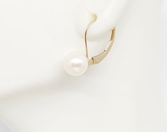 WHITE 6mm Round Freshwater Pearl 14k Yellow Gold Lever back Earrings. Wedding Jewelry. Bridesmaid Earrings. Earrings. Wedding. Gift for her
