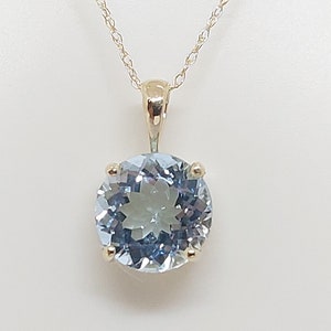 Aquamarine Solitaire Pendant Necklace: 14k Yellow Gold, 2.90ct Natural Stone