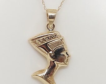 14k Yellow Gold Nefertiti Pendant with Rope Chain
