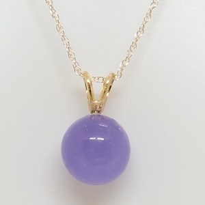 LAVENDER Jade 8mm Pendant and Earring 14K Yellow Gold. Vintage 14K 18&quot; Yellow Gold Rope chain LAVENDER Jade Pendant. Purple Jade Set LOVER.