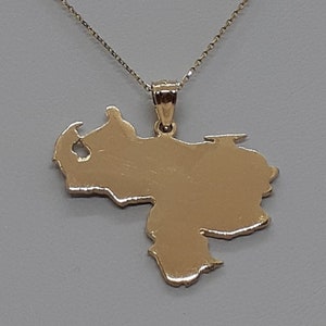 Pendentif/collier MAP en or jaune massif 14 carats VENEZUELA. Pendentif carte du Venezuela avec chaîne avec boîte en or jaune 14 carats. Pendentif amant carte du Venezuela 14 carats.