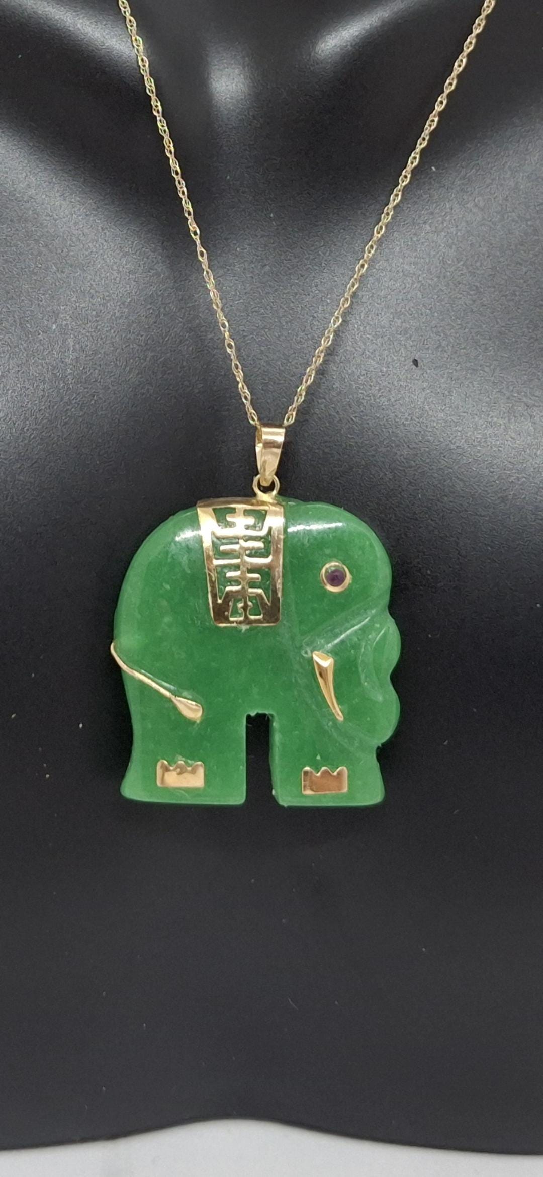 Pendentif éléphant En Or 18 Carats Et Jade - Neuf Sans Boîte - Sans Marque