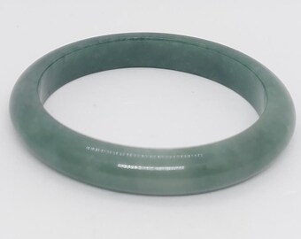 ナチュラルカラー翡翠バングル 50mm PNJ277591 | グリーンホワイトから
