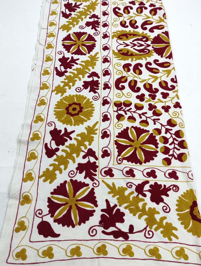 Suzani handmade Uzbekistan Tablecloth Wall Hanging Suzani Bedspread Bed Cover Bright Suzani Bed sheet Bohemian Christmas Decor