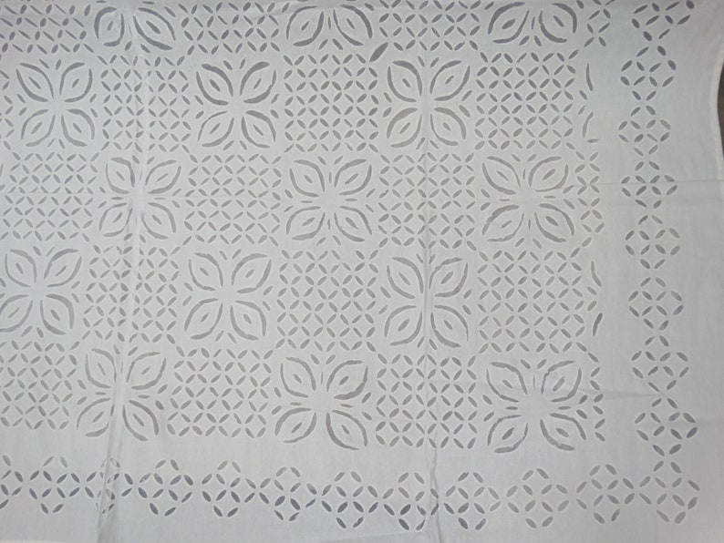 White Handmade Vintage Cotton Applique Design Organza Bedding Throw Bedspread Queen size Christmas D\u00e9cor