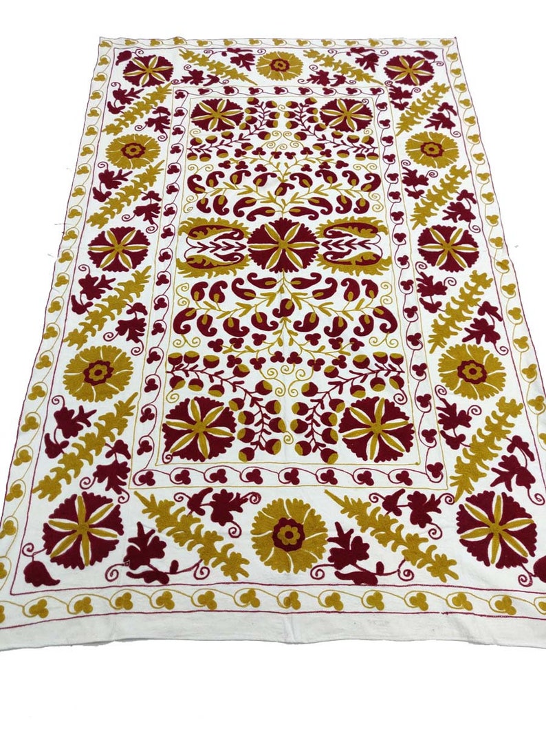 Suzani handmade Uzbekistan Tablecloth Wall Hanging Suzani Bedspread Bed Cover Bright Suzani Bed sheet Bohemian Christmas Decor