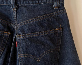 Vintage Levi’s 501 redline SELVEDGE denim- made in the USA Deep Indigo