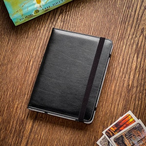 Housse de protection personnalisée noire de qualité supérieure avec dragonne pour Kindle 6 / Kindle Paperwhite 6,8 image 4
