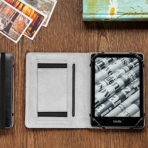 Premium Black Personalised Case Cover with Hand Strap for Kindle Paperwhite 6.8&quot; / Kindle Paperwhite 7&quot; Signature Edition / Kindle Colorsoft
