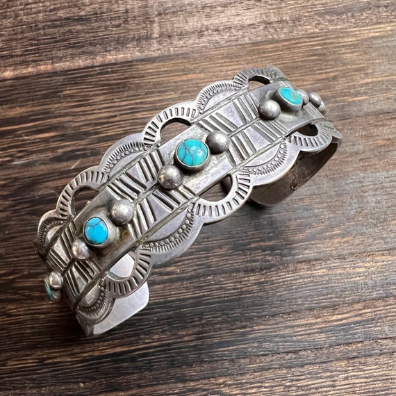 1950’s Turquoise Cuff Bracelet in Silver Vintage … - image 3
