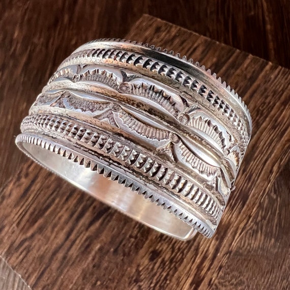 Silver Cuff Bracelet Vintage Native American - image 5
