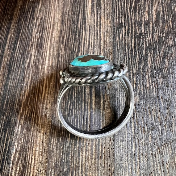 Turquoise Ring in Silver Vintage Navajo - image 8