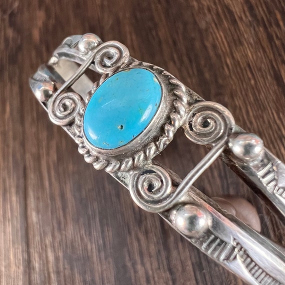 Vintage Native American Silver and Turquoise Cuff… - image 4