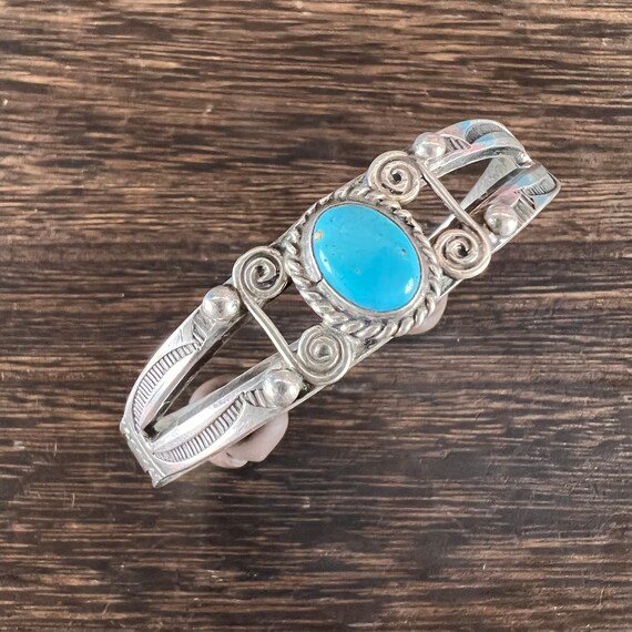Vintage Native American Silver and Turquoise Cuff… - image 3