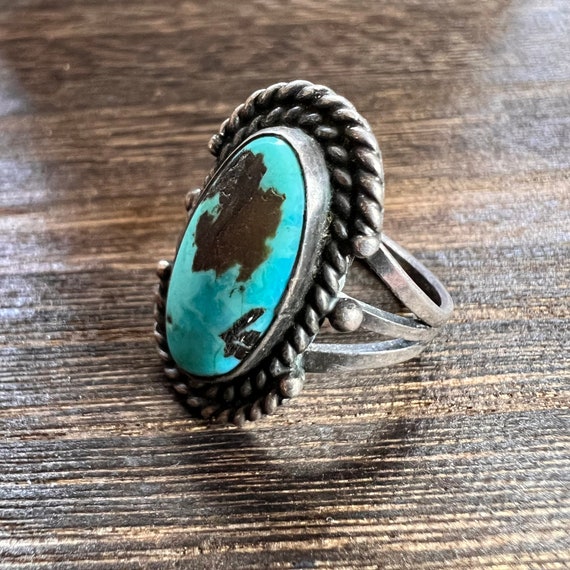Turquoise Ring in Silver Vintage Navajo - image 9