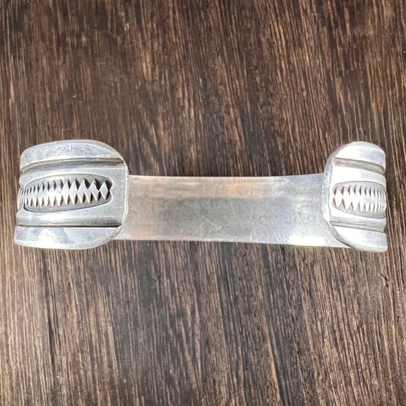 Vintage Silver Cuff Bracelet Antique Navajo - image 7