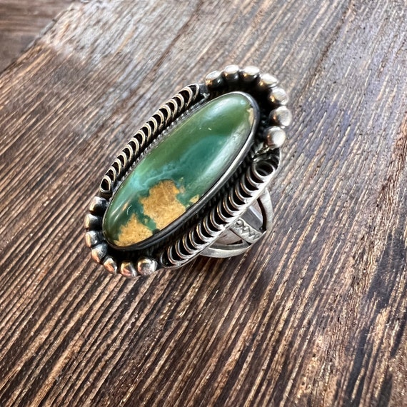 Vintage Native American Turquoise and Silver Ring - image 3