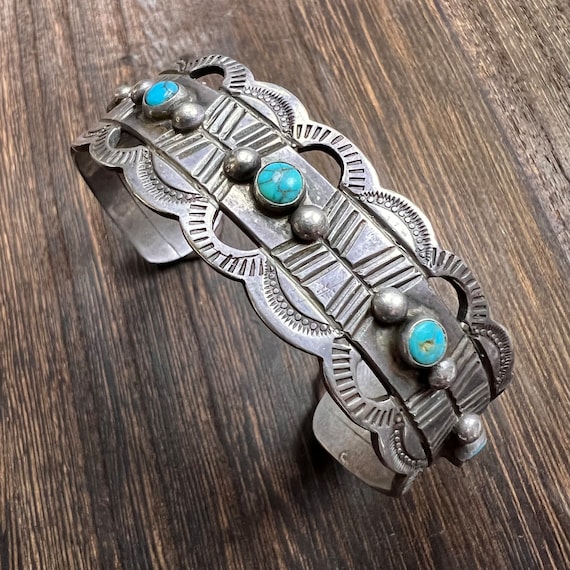 1950’s Turquoise Cuff Bracelet in Silver Vintage … - image 1