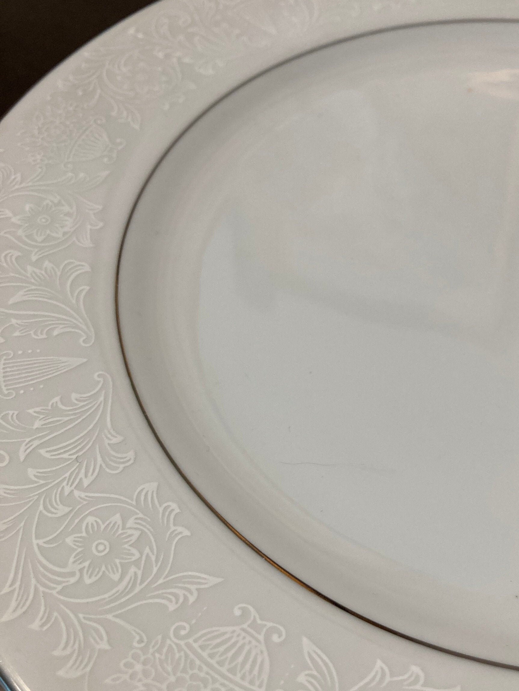 [Letter3 5] Crown Victoria Lovelace Fine China - 88bq3gz