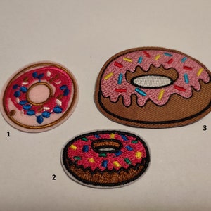Iron-on donuts patch – Fun embroidered snack patch for clothes, bags or jackets